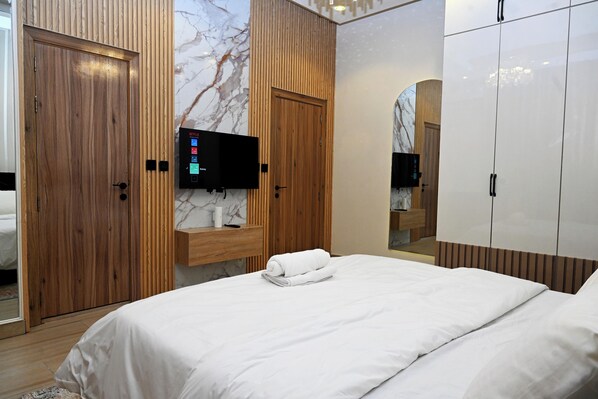 2 bedrooms, iron/ironing board, WiFi, bed sheets - Techsphere Apartment with 2 bedrooms: 10 minutes from the Airport (Lagos)