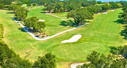 Family Vacation Home · 8 Minutes from Legoland Florida