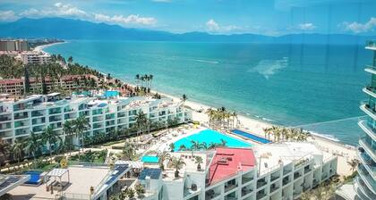 Condo Maritima 9U by Kivoya