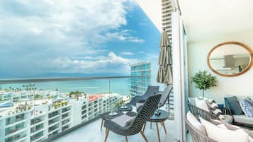 Appartement, uitzicht op zee | Uitzicht vanaf balkon