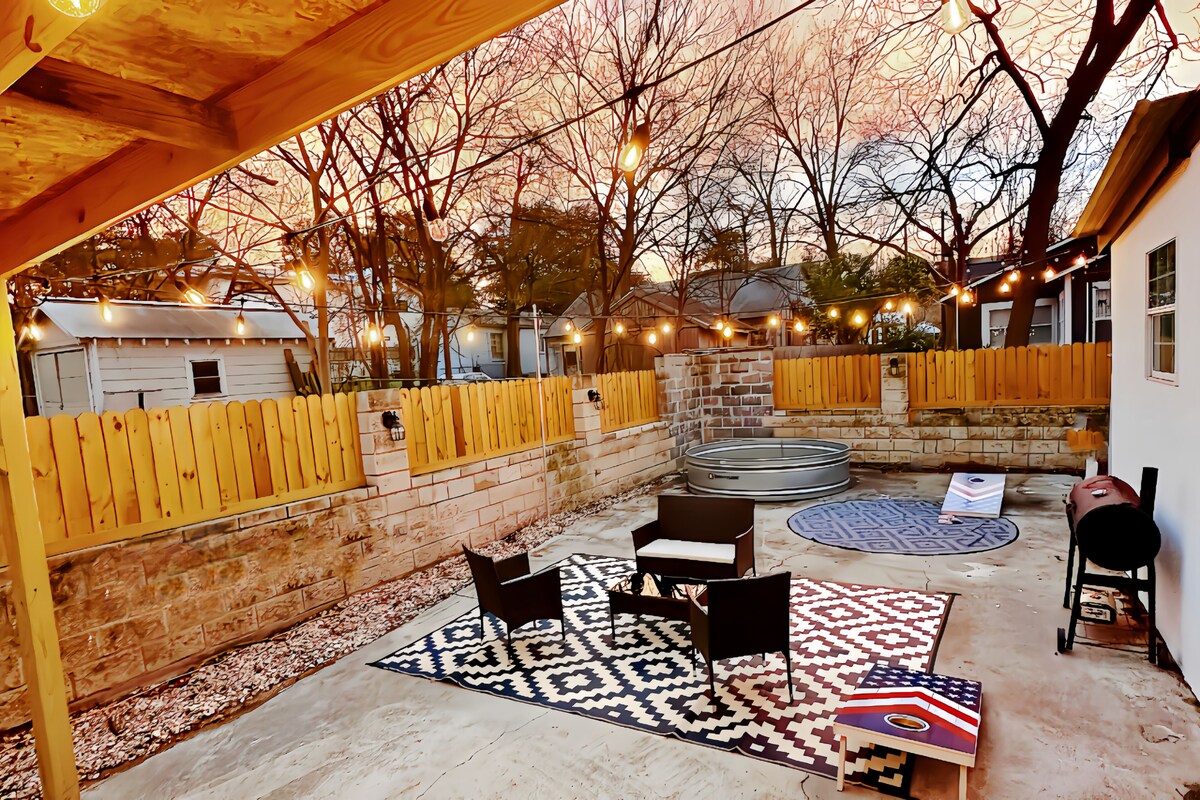 Photo 3 of Charming Home Near Downtown & SXSW Hotspots