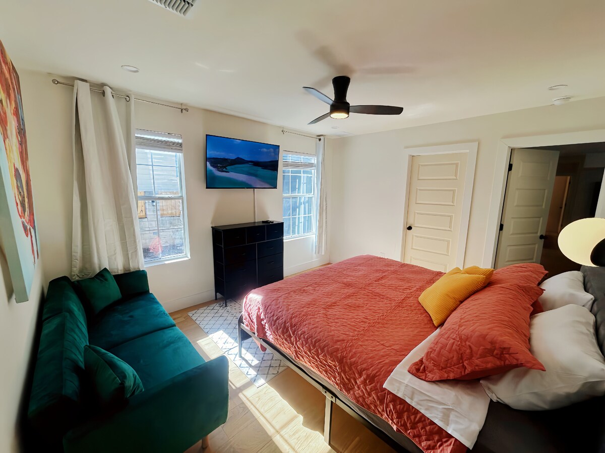 Photo 7 of Charming Home Near Downtown & SXSW Hotspots