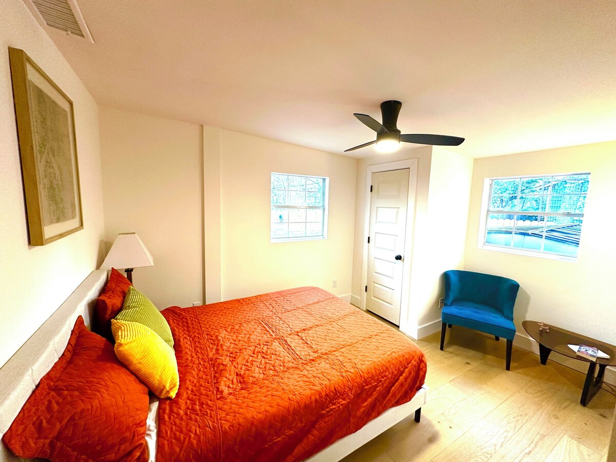Photo 9 of Charming Home Near Downtown & SXSW Hotspots
