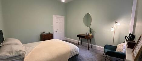 1 bedroom, travel crib, free WiFi, bed sheets