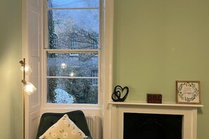 Interior - Newly renovated ground floor flat, central Bath (Bath)