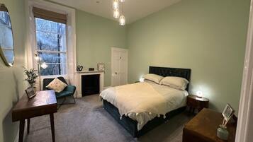 1 bedroom, travel cot, free WiFi, bed sheets