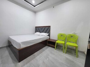 Deluxe Room | Free WiFi