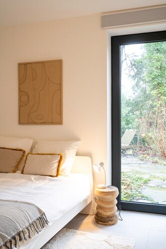 New and spacious studio Herman near Kalmthoutse Heide and Port of Antwerp