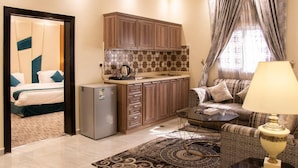 1 bedroom, desk, free WiFi - Vienna Suites (Khamis Mushait)