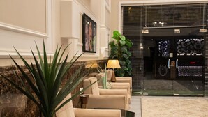 Reception - Vienna Suites (Khamis Mushait)