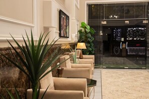 Reception - Vienna Suites (Khamis Mushait)