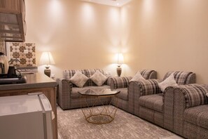 Standard-Apartment, Stadtblick | Wohnbereich