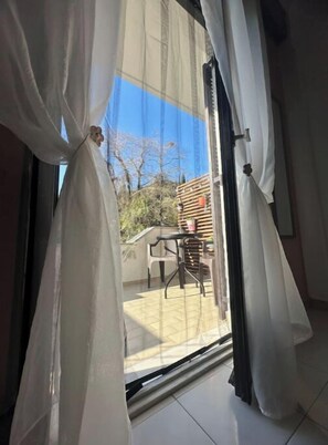 Interior - Peaceful House By The Creek 1 (Benitses)