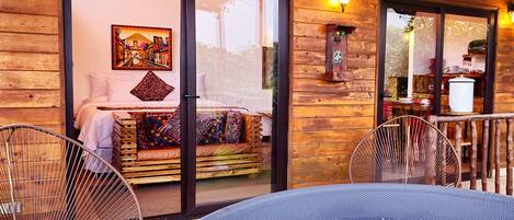 Cabane Familiale, plusieurs lits, coin cuisine, vue montagne | Balcon