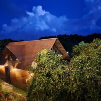 Family Cabin, Multiple Beds, Kitchenette, Mountain View | Iron/ironing board, free WiFi