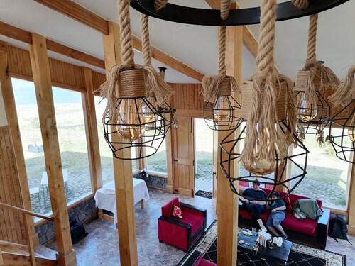 A Tranquil Escape in Patagonia: Experience the Charm of Lago Frío