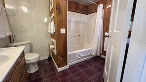 ヘアドライヤー、タオル