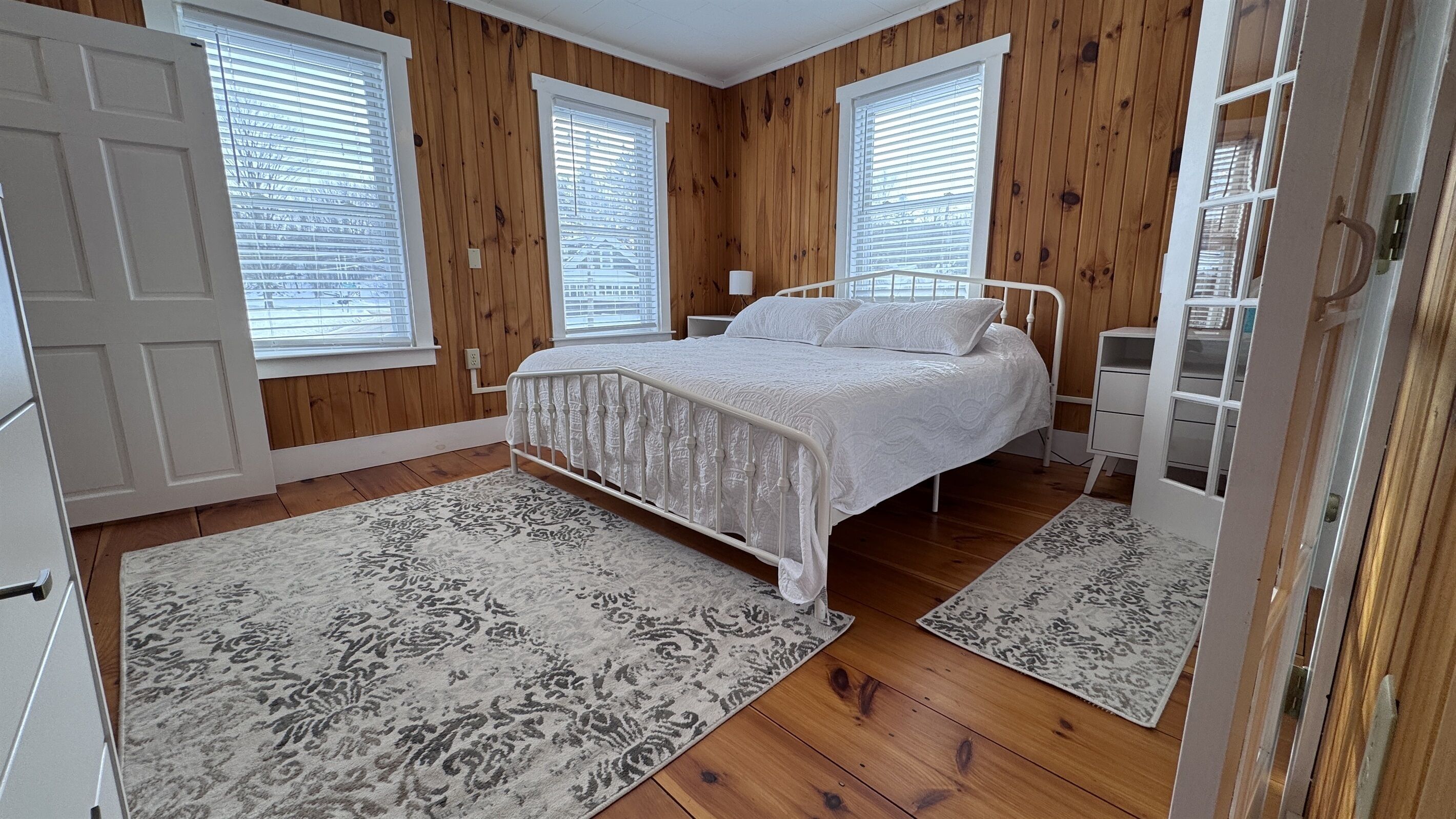 3 chambres, accès au Wi-Fi (inclus), literie fournie