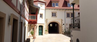 Vacation apartment "Kirschgarten" in the old winery