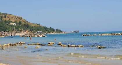 5 minutes from the Costa dei trabocchi near all services, pet friendly