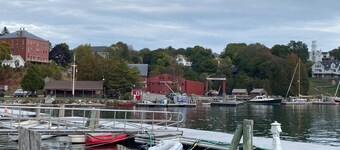 Charming Rockport, Maine 3BR – Walk to Picturesque Harbor & Downtown