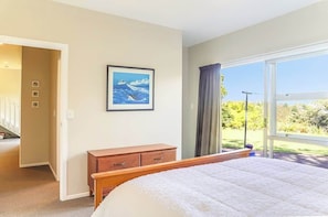 3 habitaciones y ropa de cama