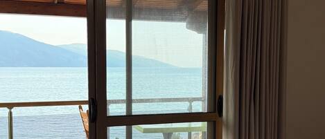 Kamar Triple Comfort, pemandangan pantai