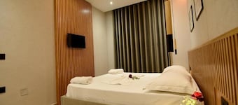 โรงแรม ราโมซาโก