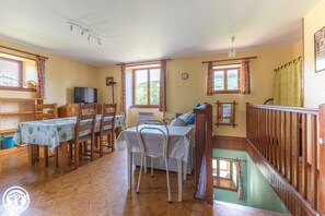 Dining - La Fenière - CLEMENSAT (CLEMENSAT)
