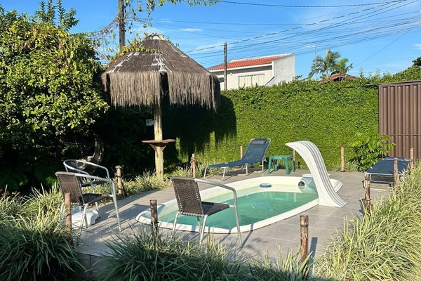 Bain à remous extérieur