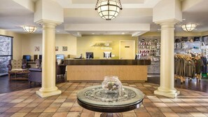 Lobby - Worldmark Tropicana 2 Bedroom Deluxe – A Perfect Family Retreat in Las Vegas! (Las Vegas)