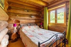 2 bedrooms, free WiFi