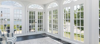 Buttermilk Bay Beach House - Newly Renovated Waterfront Five Bedroom