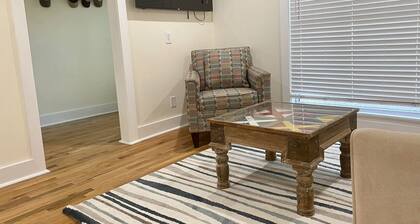 Charming cottage in Yankeetown, Florida