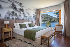 Hochwertige Bettwaren, Select-Comfort-Betten, Minibar, Zimmersafe