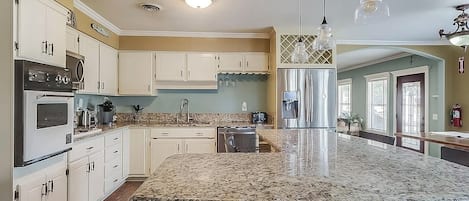 Microwave, oven, stovetop, dishwasher