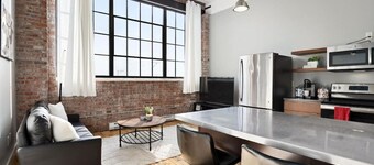 Chic Loft in Peoria Warehouse District
