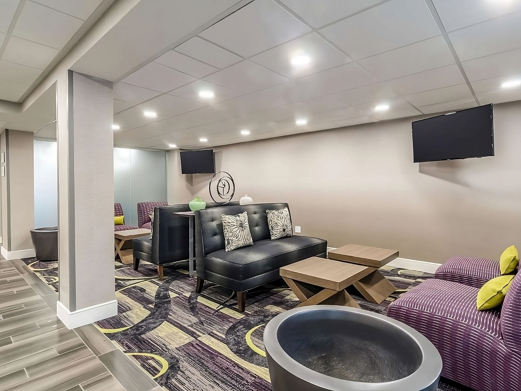 2 Comfortable Deluxe Rooms With 2 Double Beds At La Quinta Inn: Near The Beach - Myrtle Beach, SC