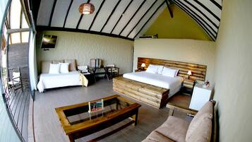 1 室のベッドルーム、ミニバー、セーフティボックス (室内)、デスク