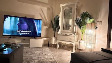 Smart TV, music library, video library