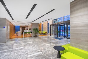 Exterior - Holiday Inn Express Hangzhou Huanglong by IHG (Hangzhou)