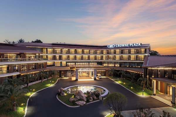 衢州皇冠假日酒店 - Ihg 旗下酒店 - 衢州市