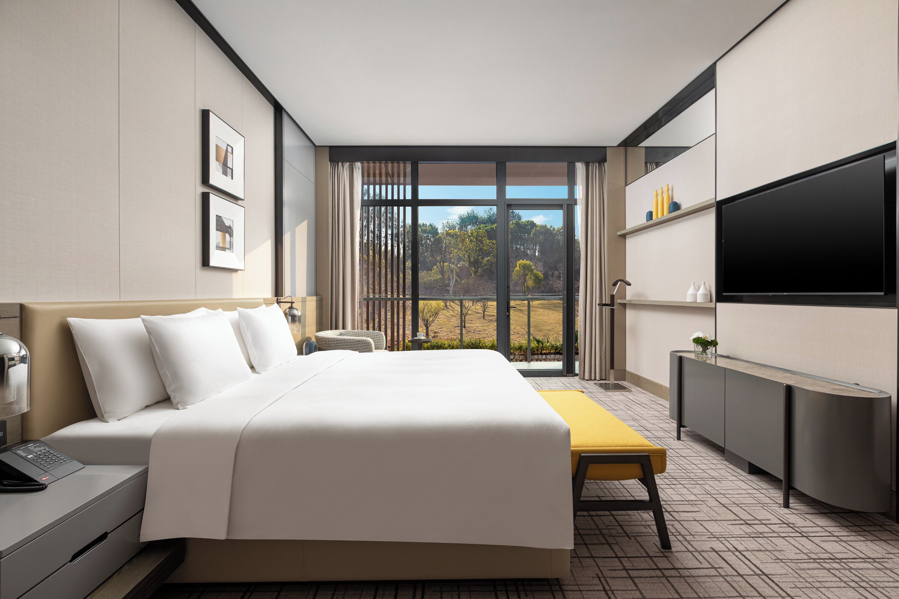 Chambre Standard, 1 très grand lit, balcon | Wi-Fi gratuit, draps fournis