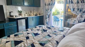 Økonomistudio, 1 kingsize-seng, ikke-røyk, tekjøkken | Eget kjøkken | Vannkoker