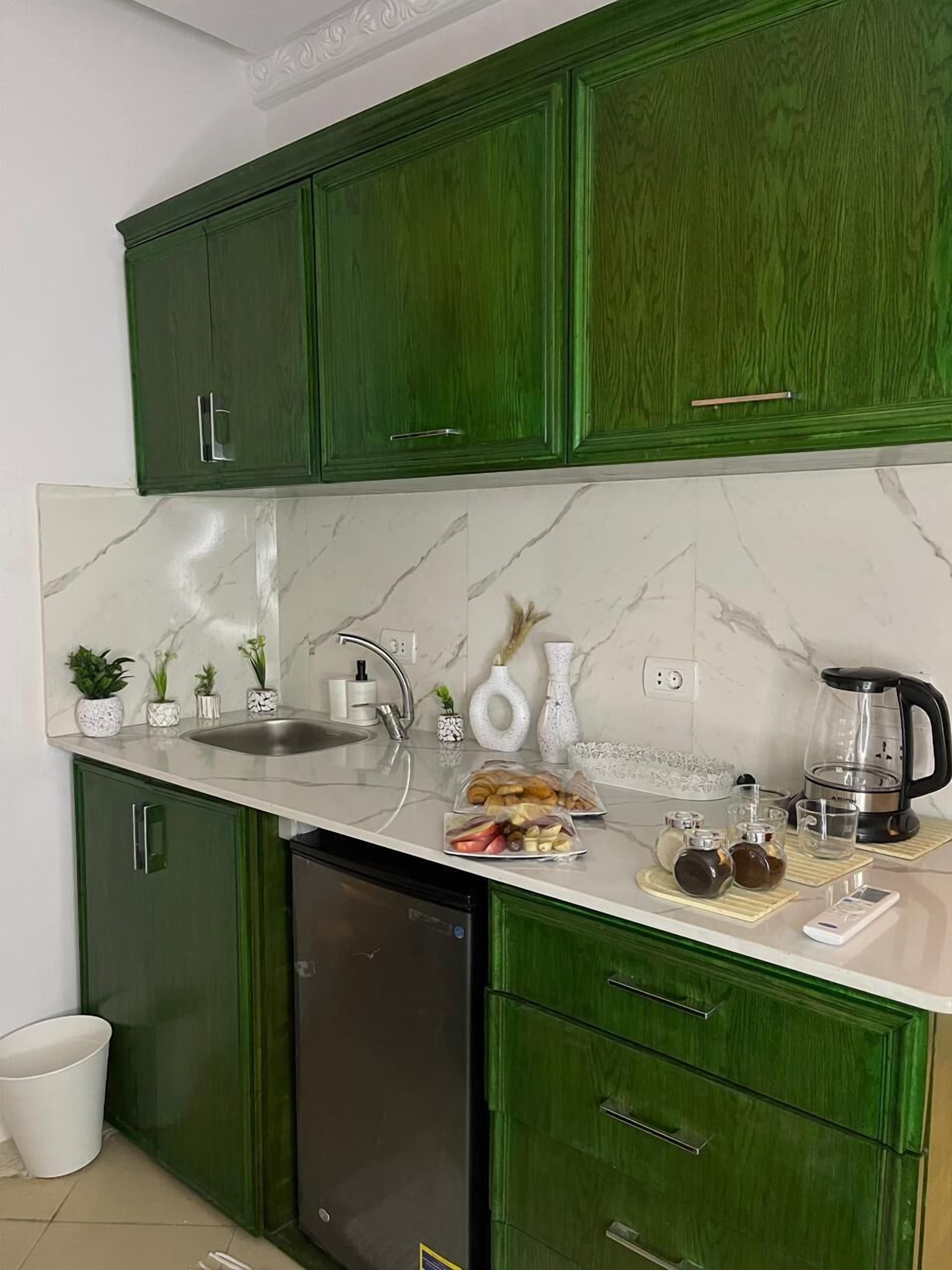 Tremannsrom – standard, 1 soverom, tekjøkken, byutsikt | Eget tekjøkken | Vannkoker