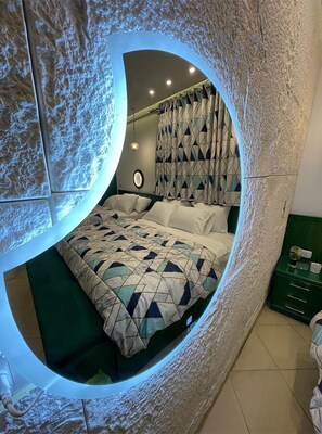 Standard-Dreibettzimmer, 1 Schlafzimmer, Kochnische, Stadtblick