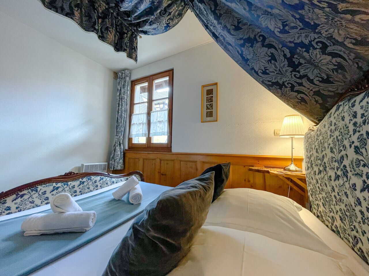 1 chambre, fer et planche à repasser, Wi-Fi gratuit, draps fournis