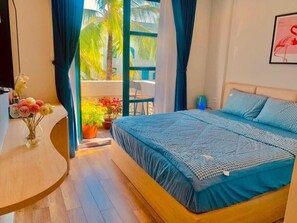 13 bedrooms, WiFi, bed sheets - Beachfront swimming pool villa Marina resort Beautiful with kitchen  (Phu Quoc)
