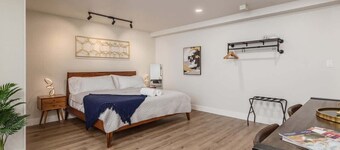 Modern downtown suite king bed