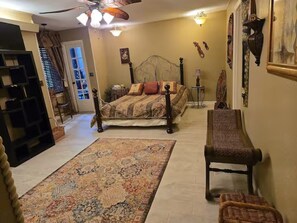 3 dormitorios, escritorio, wifi gratis y ropa de cama